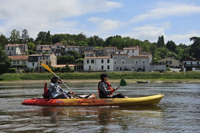 canoe